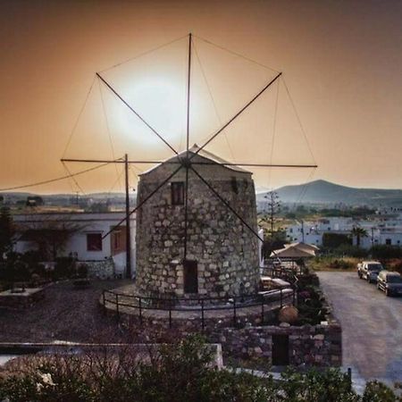 דירות אדאמאס The Windmill מראה חיצוני תמונה